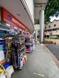 Elias Mall (D18), Retail #584082391